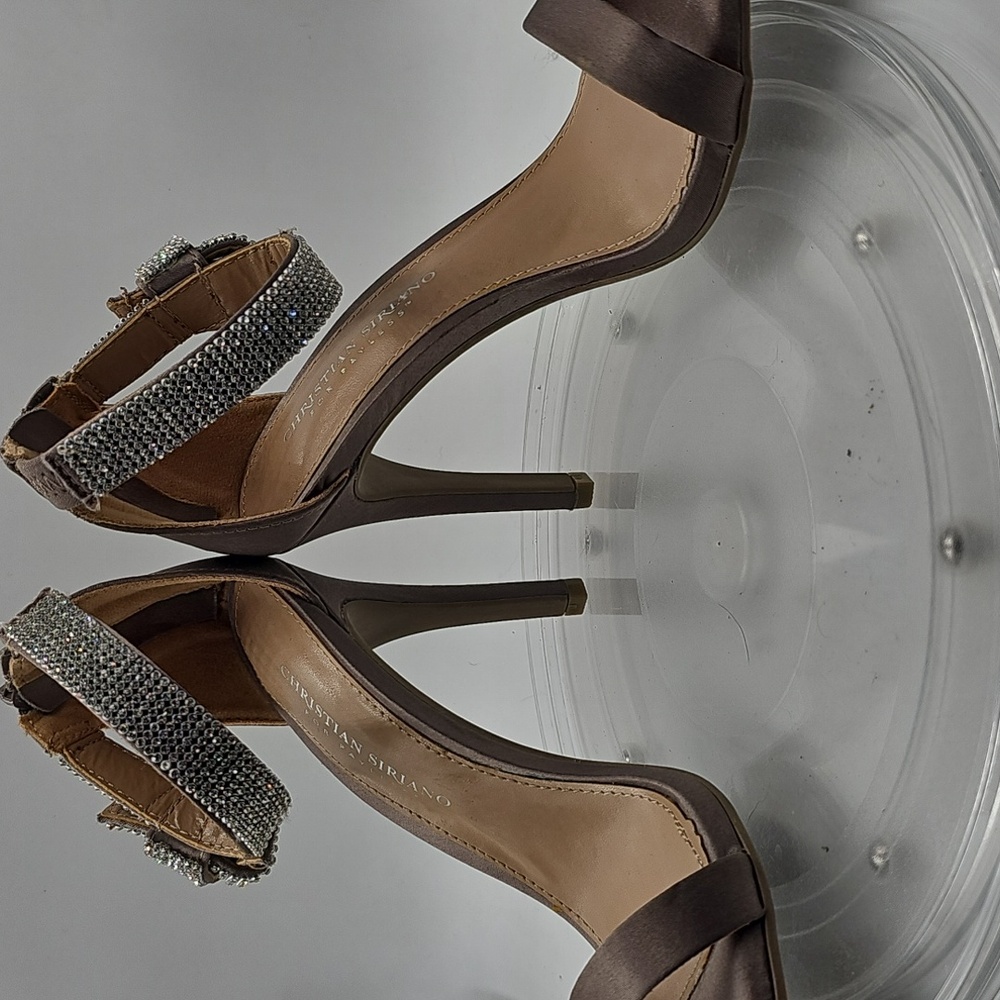 I Christian Siriano Rhinestone Knot Heels Nude Tan Stunning N w/o Tag Never Worn - Picture 13 of 13